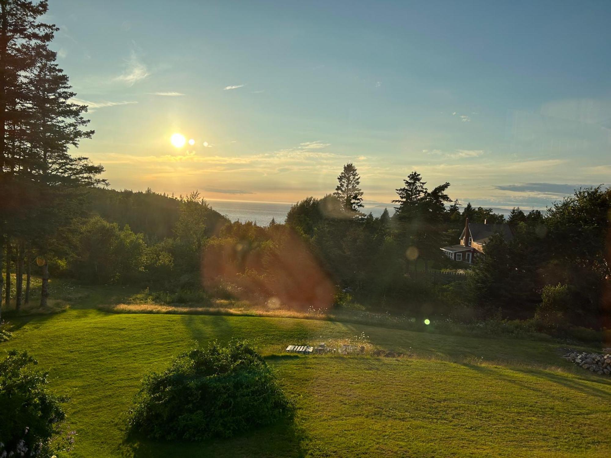Tides Inn Guest Suites Halls Harbour Zewnętrze zdjęcie