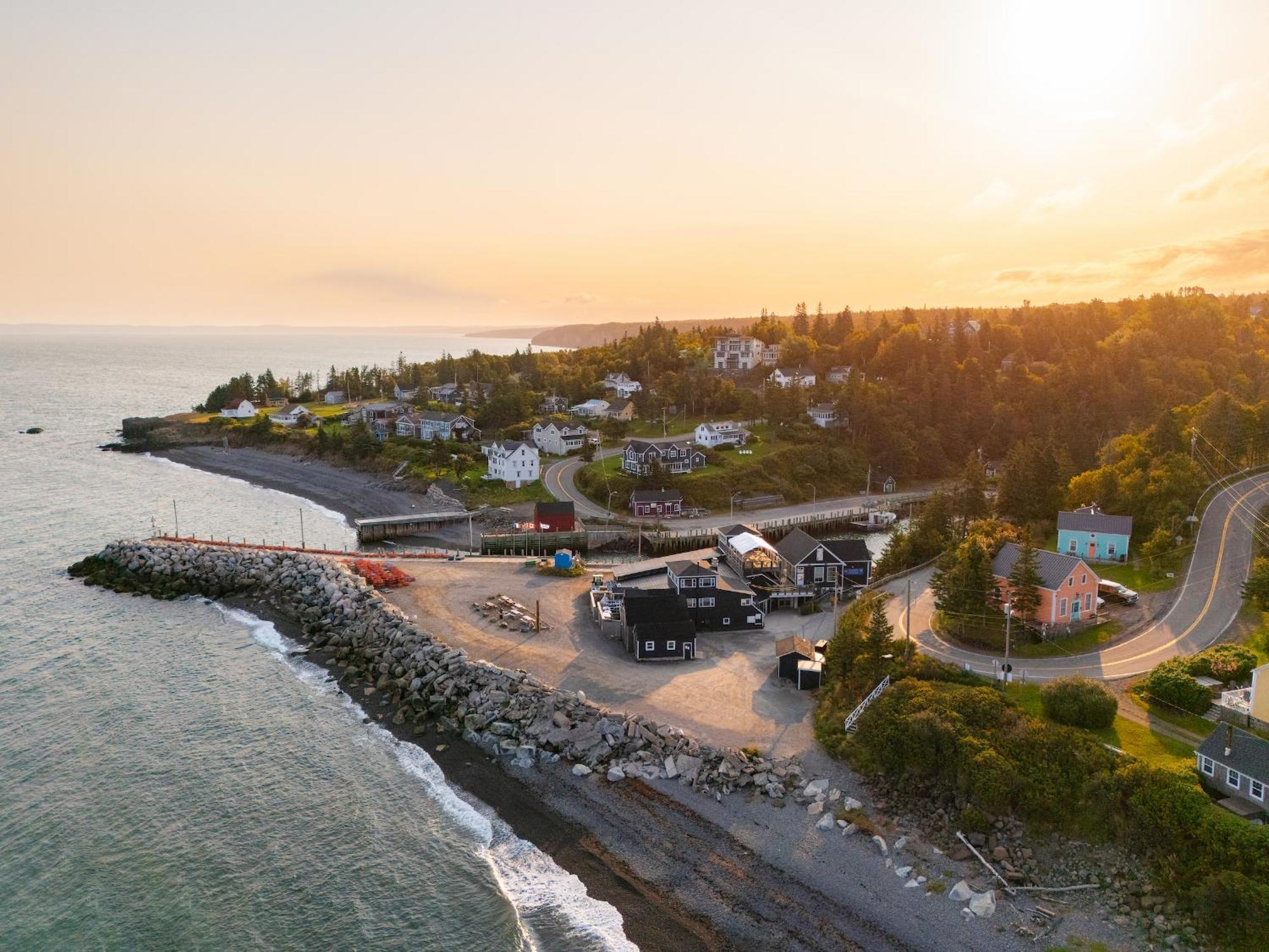 Tides Inn Guest Suites Halls Harbour Zewnętrze zdjęcie